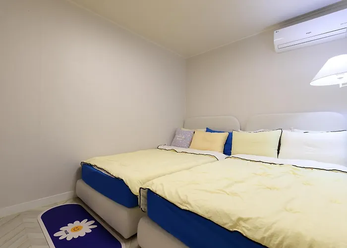 Villa Winter Of Hongdae 204 Near Hongik Station *